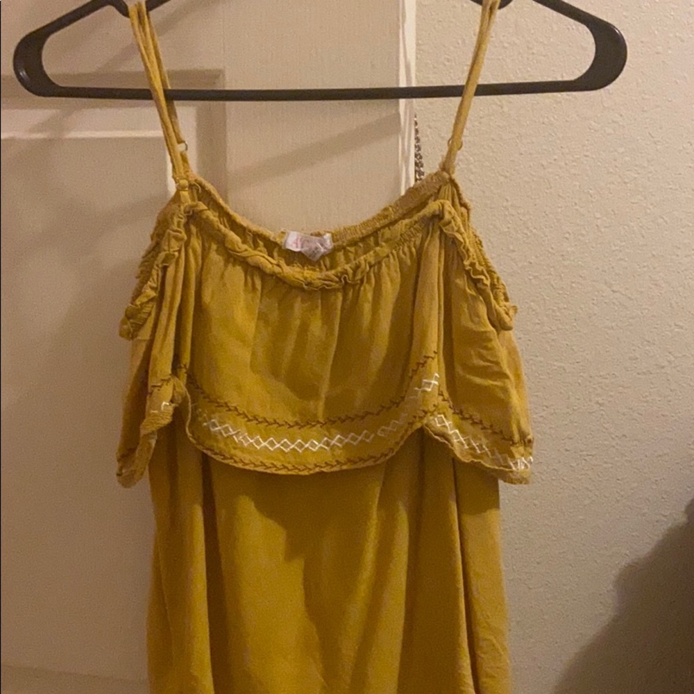 yellow blouse